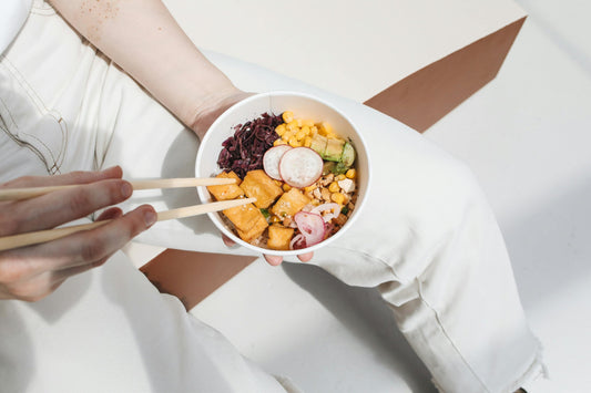 Fraîcheur et tendance : ouvrir un poké bar rentable en 2025